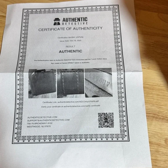 Green Louis Vuitton Alma Handbag - Picture 14 of 14